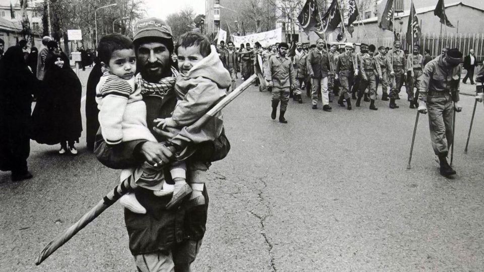 فضیلت های مردم ایران در جنگ