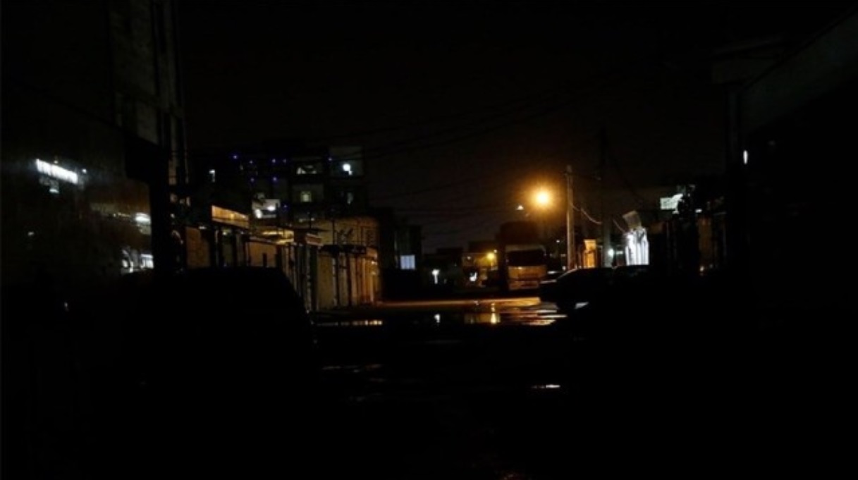 تاریکی تبریز در غیاب فناوری‌های نوین